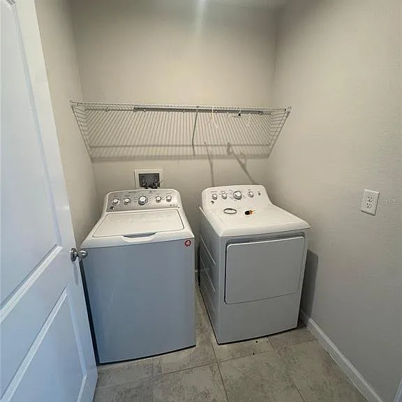 1666 Ambar Ct — Photo 12