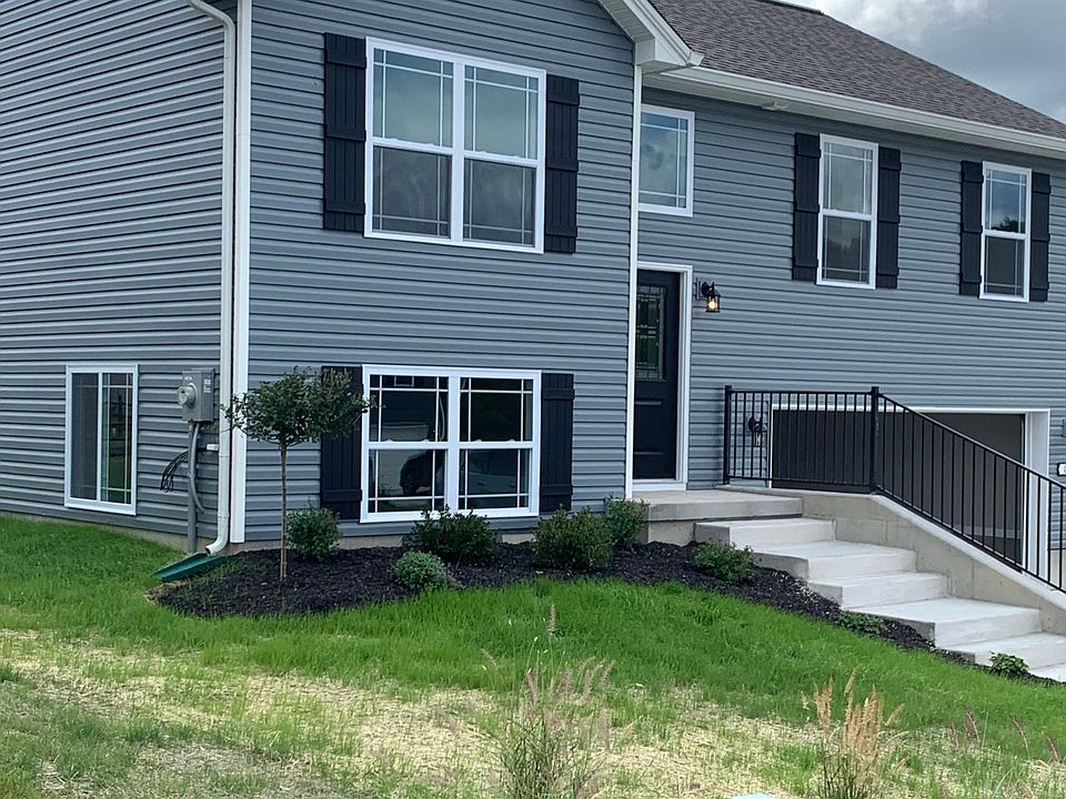 1st image of 116 Keeneland Dr