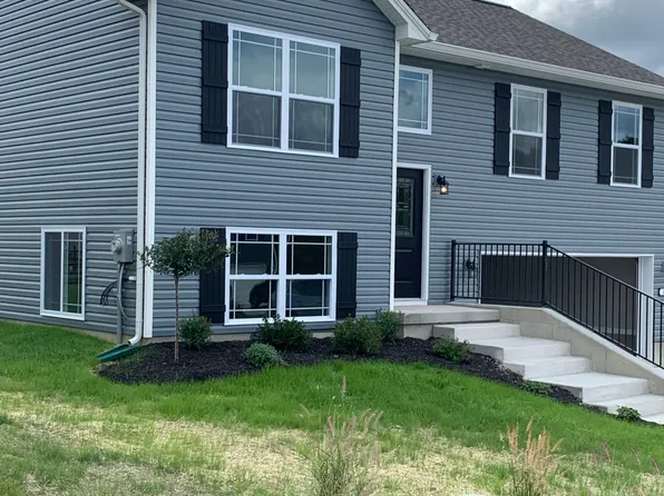 116 Keeneland Dr, Williamstown, KY 41097