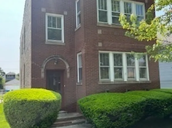 4979 N Kolmar Ave, Chicago, IL 60630