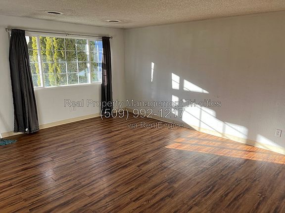 2nd image of 118 N McKinley St APT A