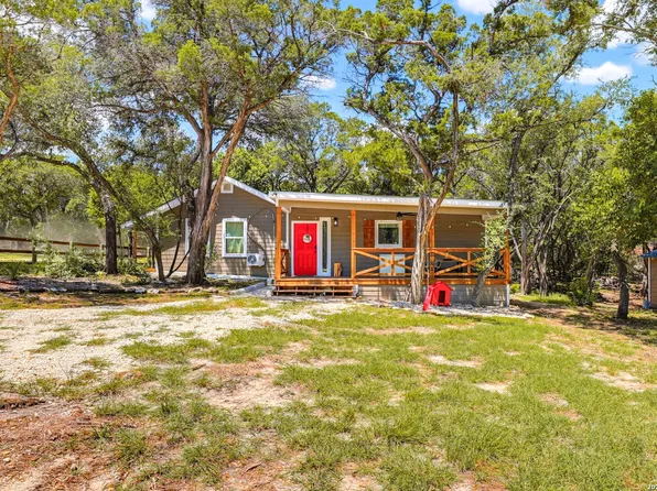 568 28th ST W, Lakehills, TX 78063