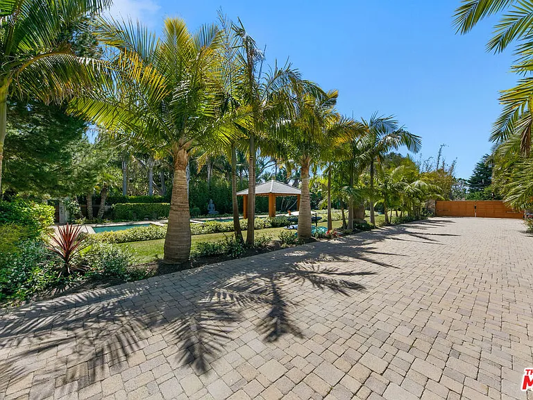 6902 Wildlife Rd — Photo 39