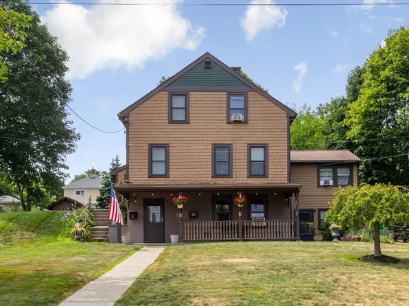 25-27 Belknap St, Dedham, MA 02026