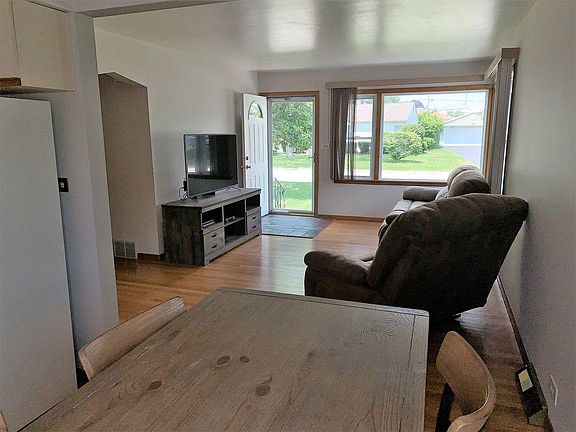5th image of 6649 Parkside Dr