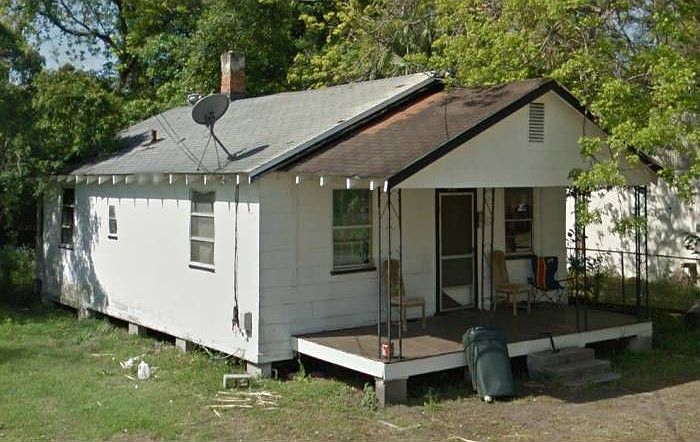 Exterior, front