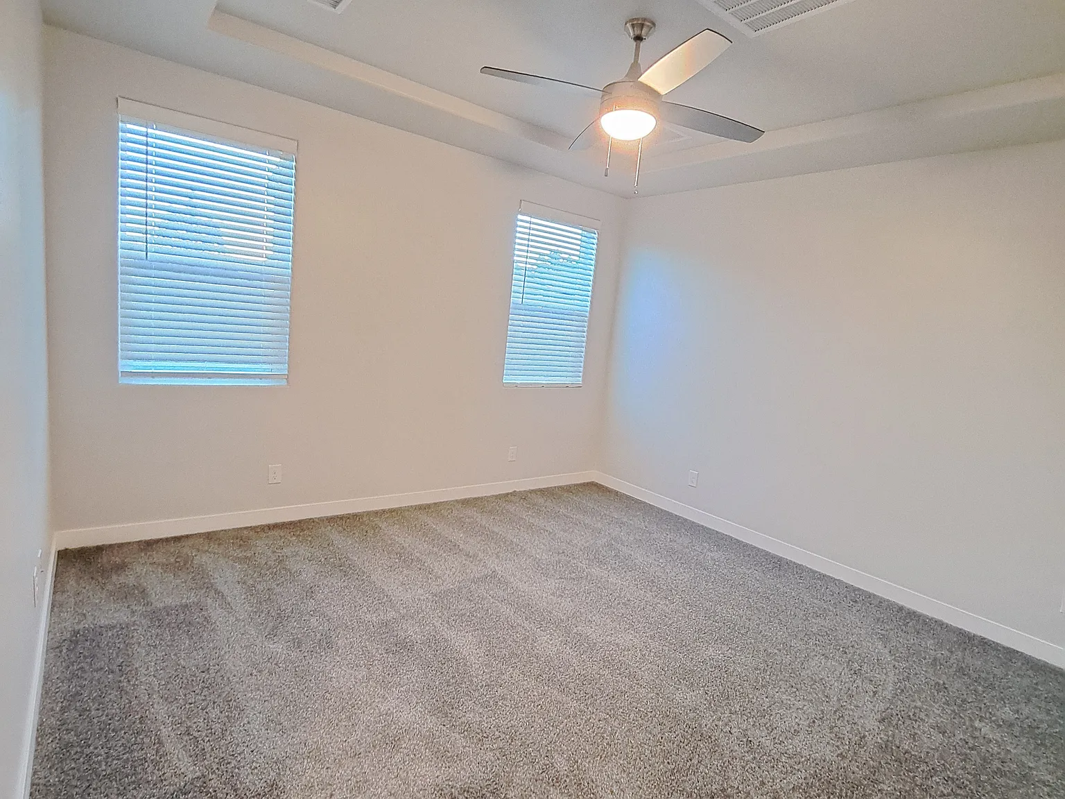 3 bed, 1337 sqft, $1,750 — Photo 4