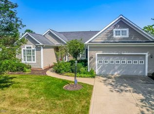 4762 Helmsworth Dr NE, Canton, OH 44714