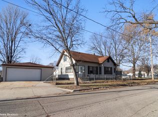 518 E 28th St, Des Moines, IA 50317