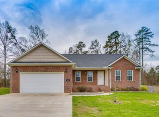112 Logan Riley Rd, Thomasville, NC 27360