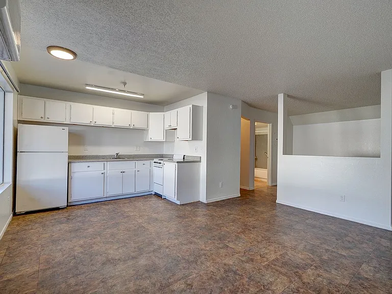 Monte Vista Commons — Photo 5