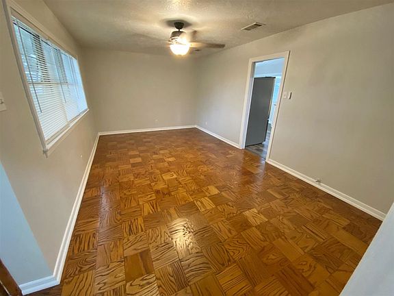 3rd image of 2715 Avenue M