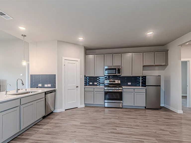 21606 Wave Hollow Dr — Photo 12