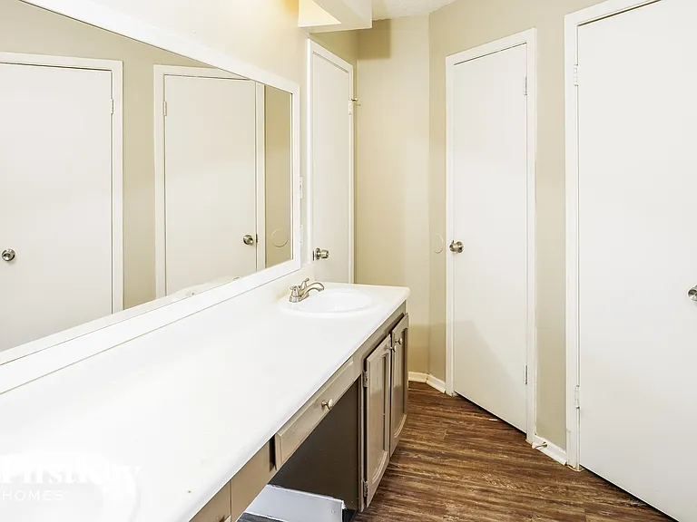2306 Cranberry Cir — Photo 10