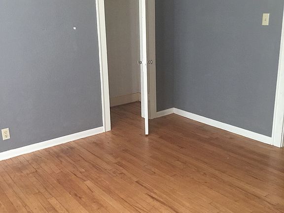 4th image of 1911 Belmont Dr