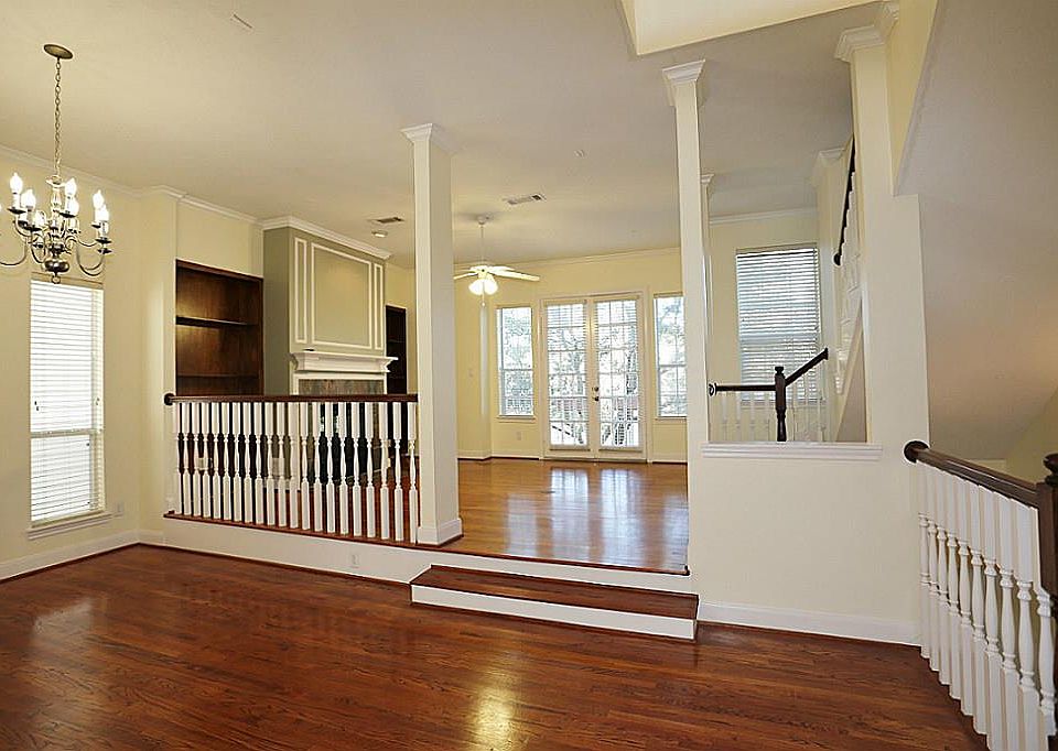 1st image of 5202 Crawford St APT 20