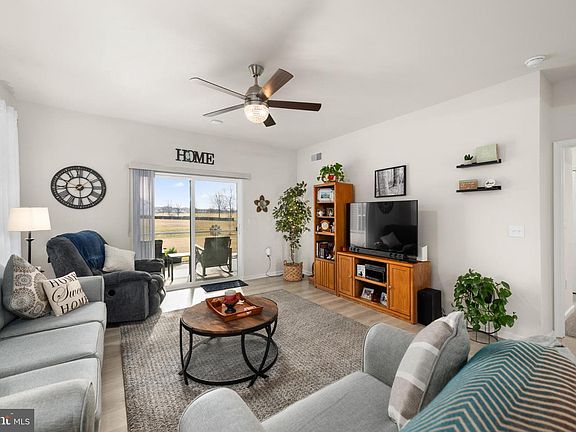 5th image of 397 Heritage Shores Cir