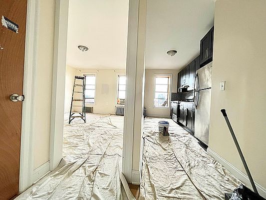 1st image of 270 Empire Blvd APT 6L