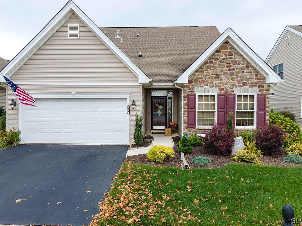 1st image of 104 Moor Dr