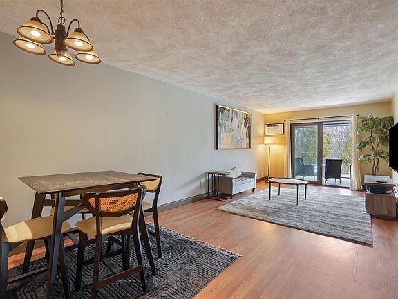3rd image of 11 Strawberry Bank Road #17