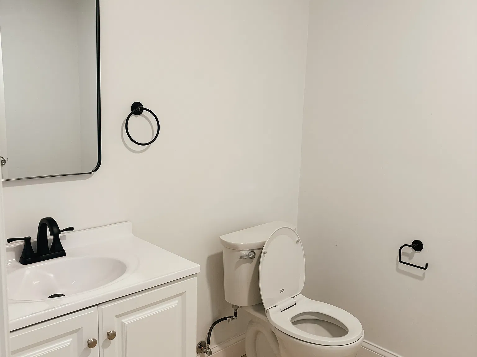 3 bed, 1008 sqft, $1,450 — Photo 3