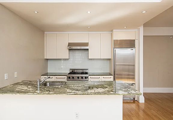 4th image of 50 W 127th St APT 4B