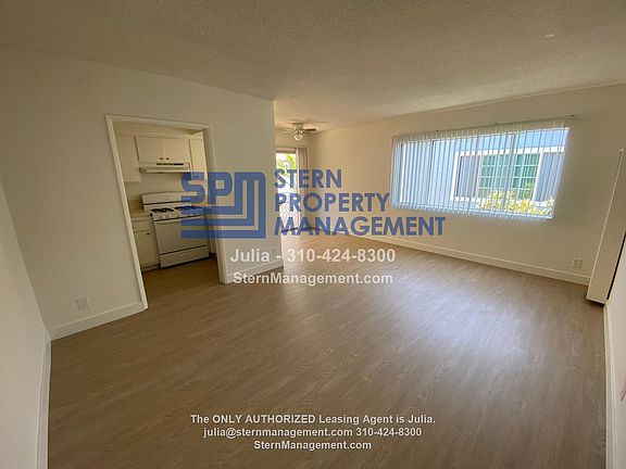 3rd image of 3636 Clarington Ave #5