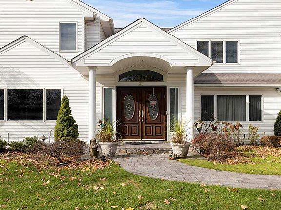 2nd image of 37 Bluebird Dr