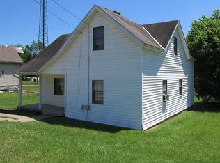 27 Main St, Enterprise, WV 26568