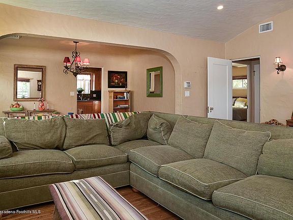 5th image of 1135 Bella Vista Ave