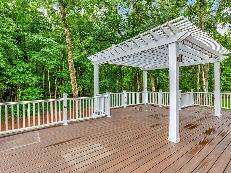 258 Silver Cypress Cir — Photo 37