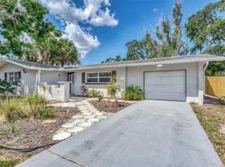 3204 24th Pkwy, Sarasota, FL 34235