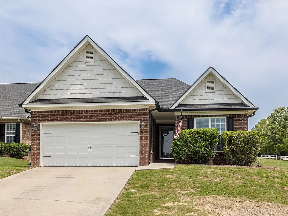 1053 Grove Landing Ln