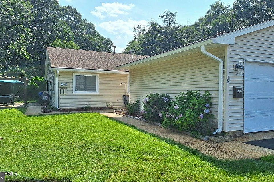 1st image of 16 Debbie Dr #5101