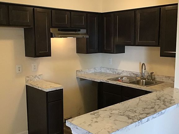 4th image of 110 W 26th St APT M