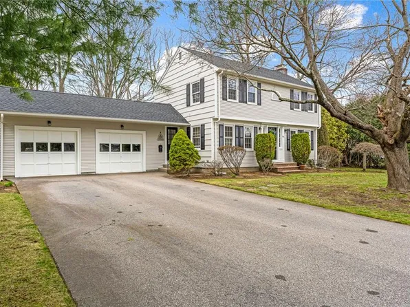 67 Haley Rd, Warwick, RI 02889