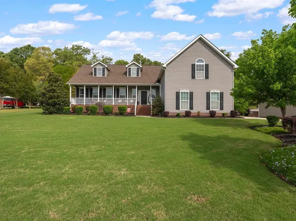 427 Saddlebred Dr, Pelzer, SC 29669