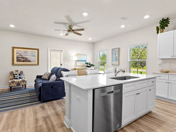 5667 Sandy Walk, Gulf Breeze, FL 32563