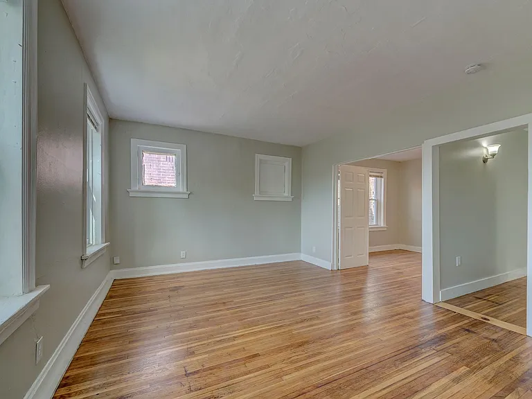 3953 Tholozan Ave — Photo 12