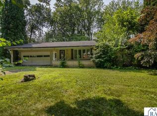 20 S Inga Ave, Le Center, MN 56057