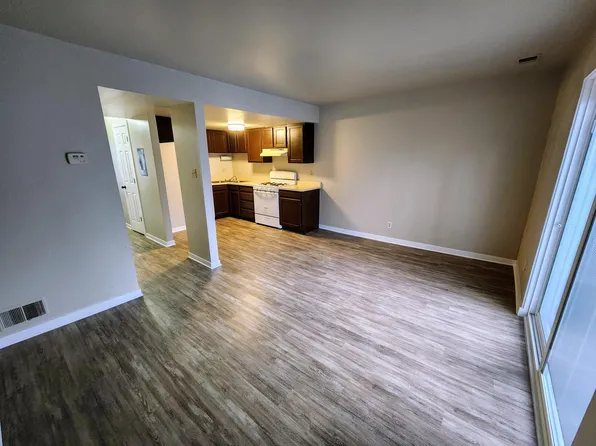 112 S Jackson Blvd, Chesterton, IN 46304