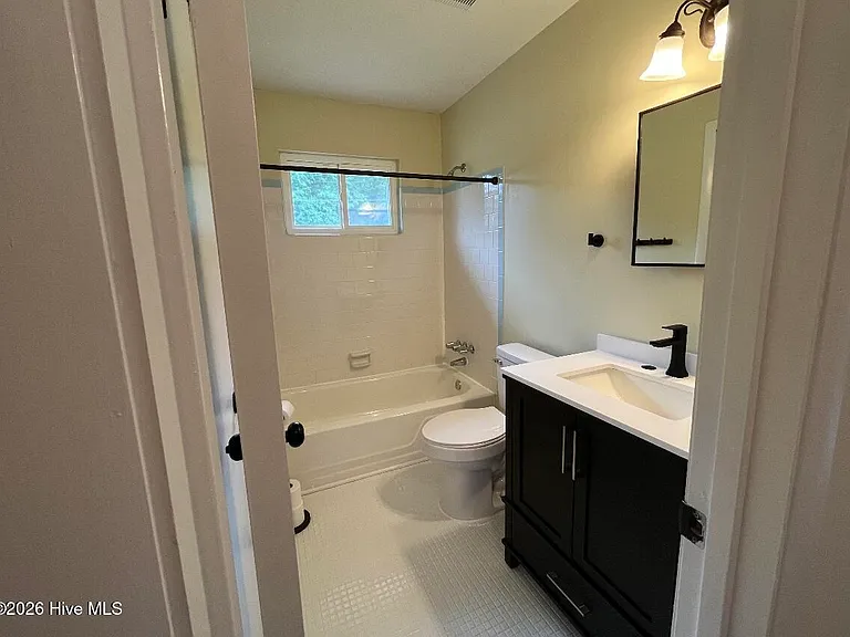 101 Stanley Dr — Photo 12