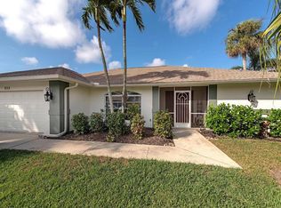 855 Saint Andrews Blvd, Naples, FL 34113