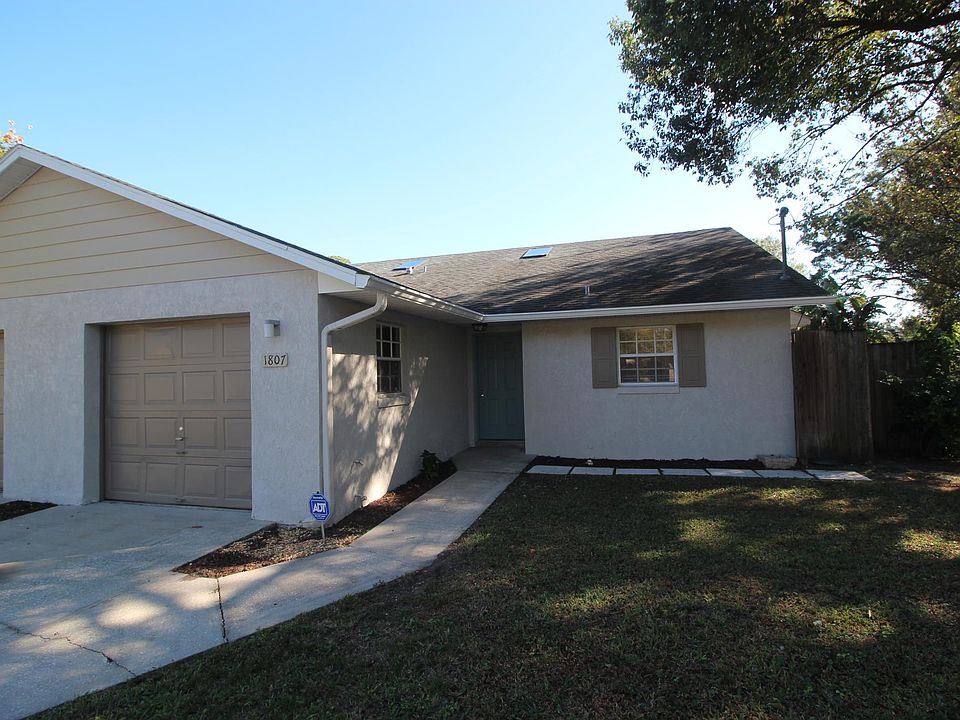 1st image of 1807 Cloverlawn Ave