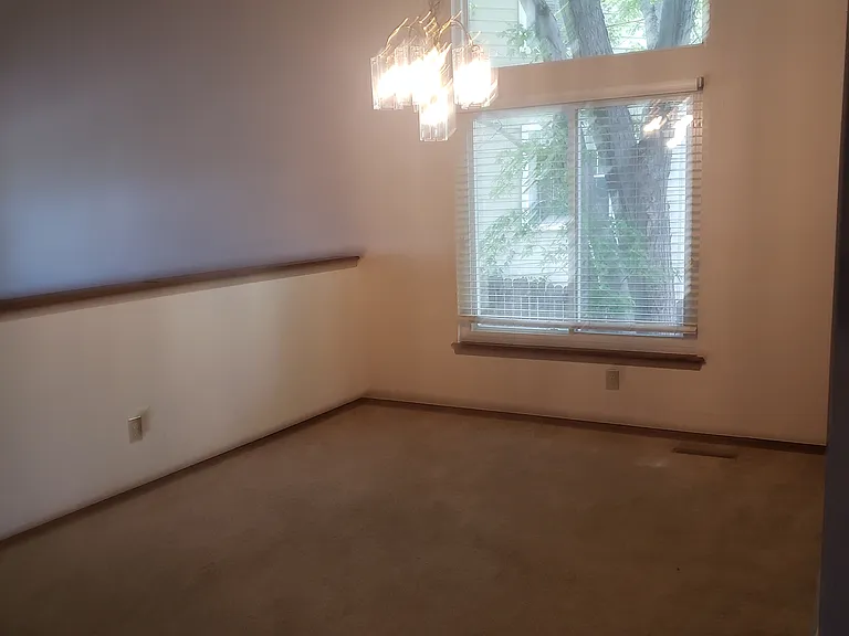 2043 E Nichols Dr — Photo 14