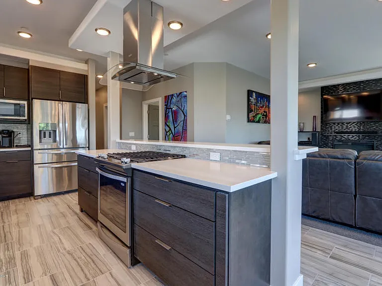 627 N St #4 — Photo 3