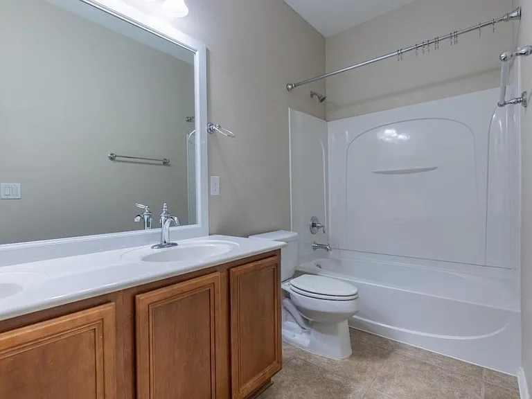 5402 Hickory Harvest Dr — Photo 14