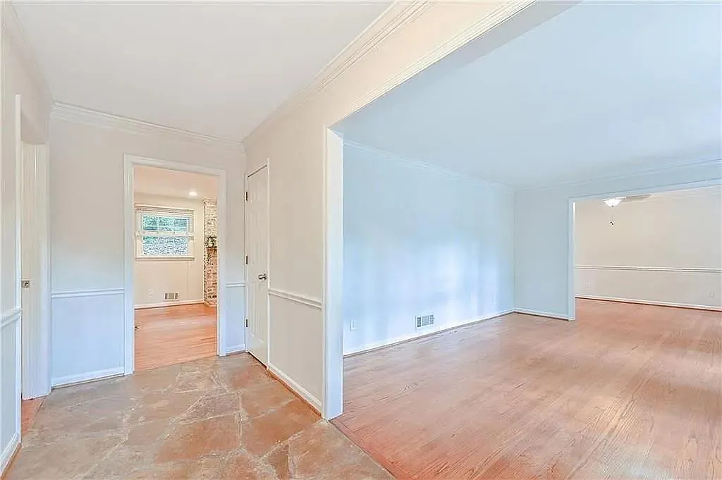 3 bed, 2.0 bath, 1770 sqft, $2,750 — Photo 2