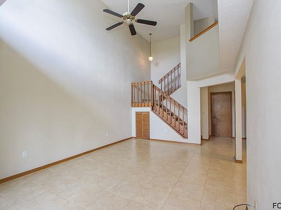 3rd image of 1745 Windsong Cir #1745