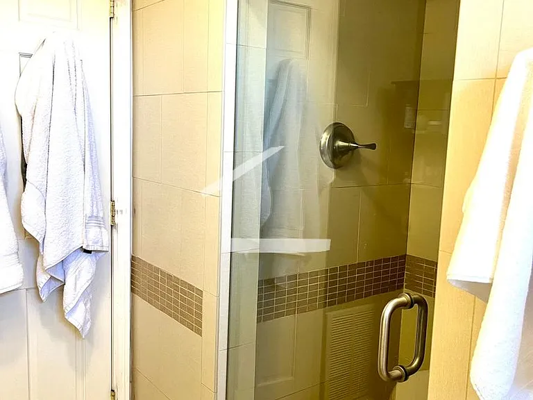 42 Browne St #5 — Photo 20